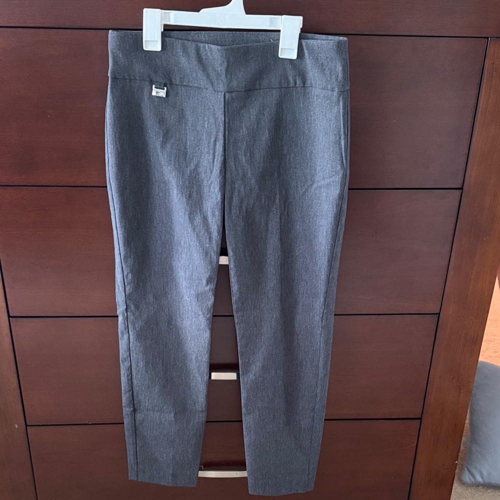 NWOT- Alfani Charcoal Gray Stretch Ponte Ankle Pants